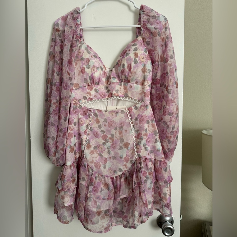 Selfie Leslie floral dress